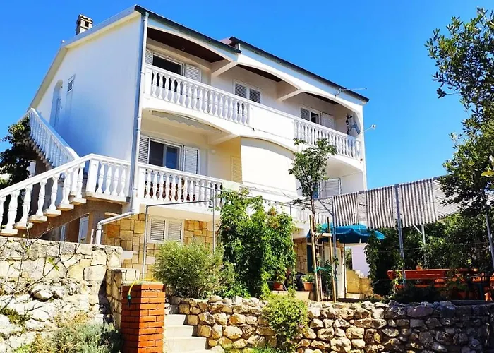 Roseal Повляна